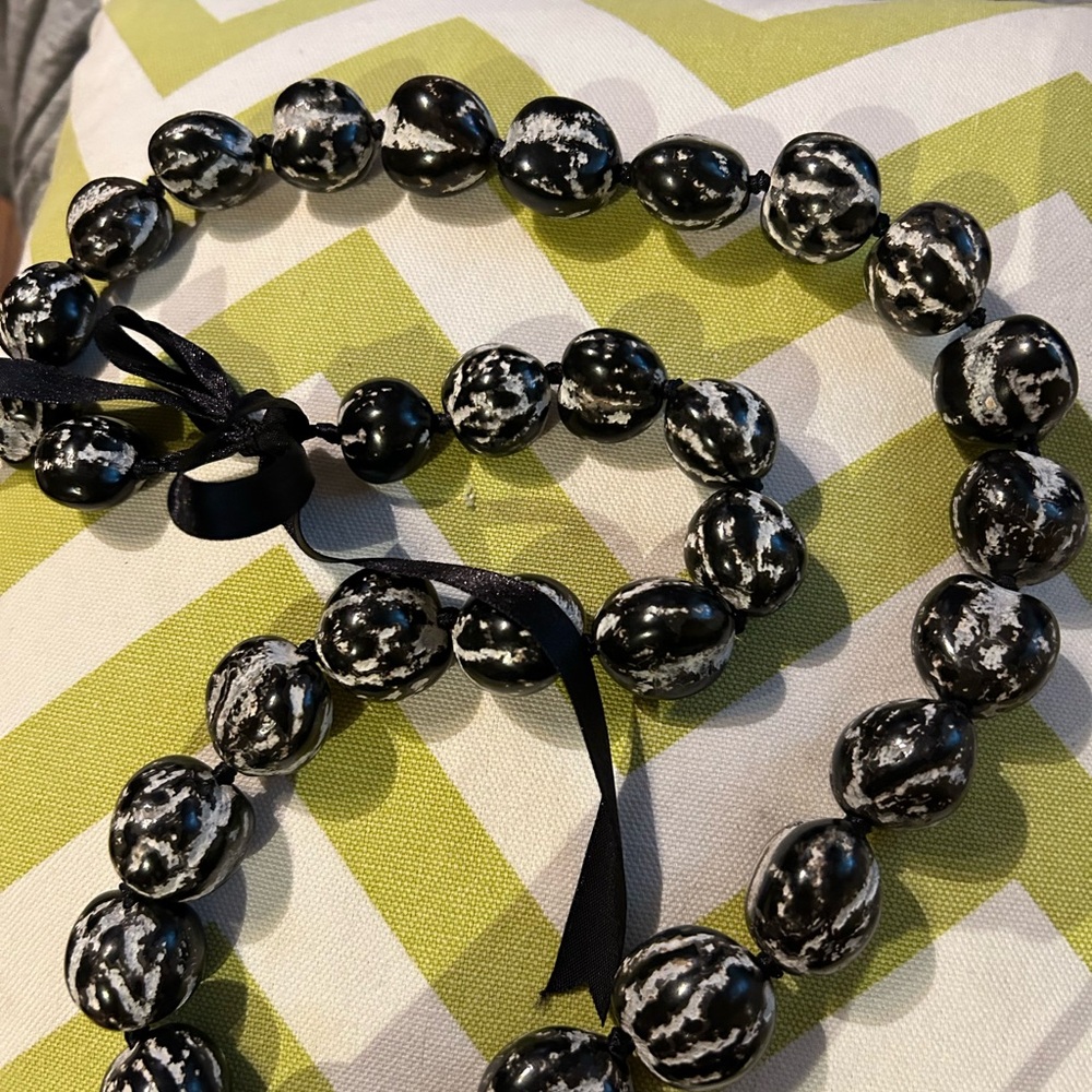 Kukui Nut Lei Necklace
